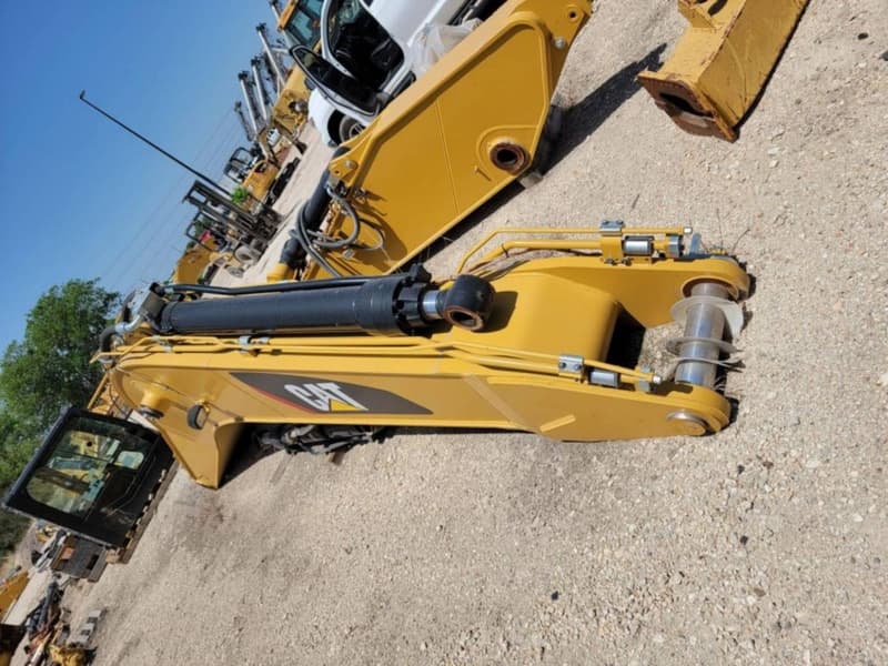 CAT 336F BOOM  BLH/PART# 4403516 OR 5944367 (12.8 FT) DB FAMILY image 1