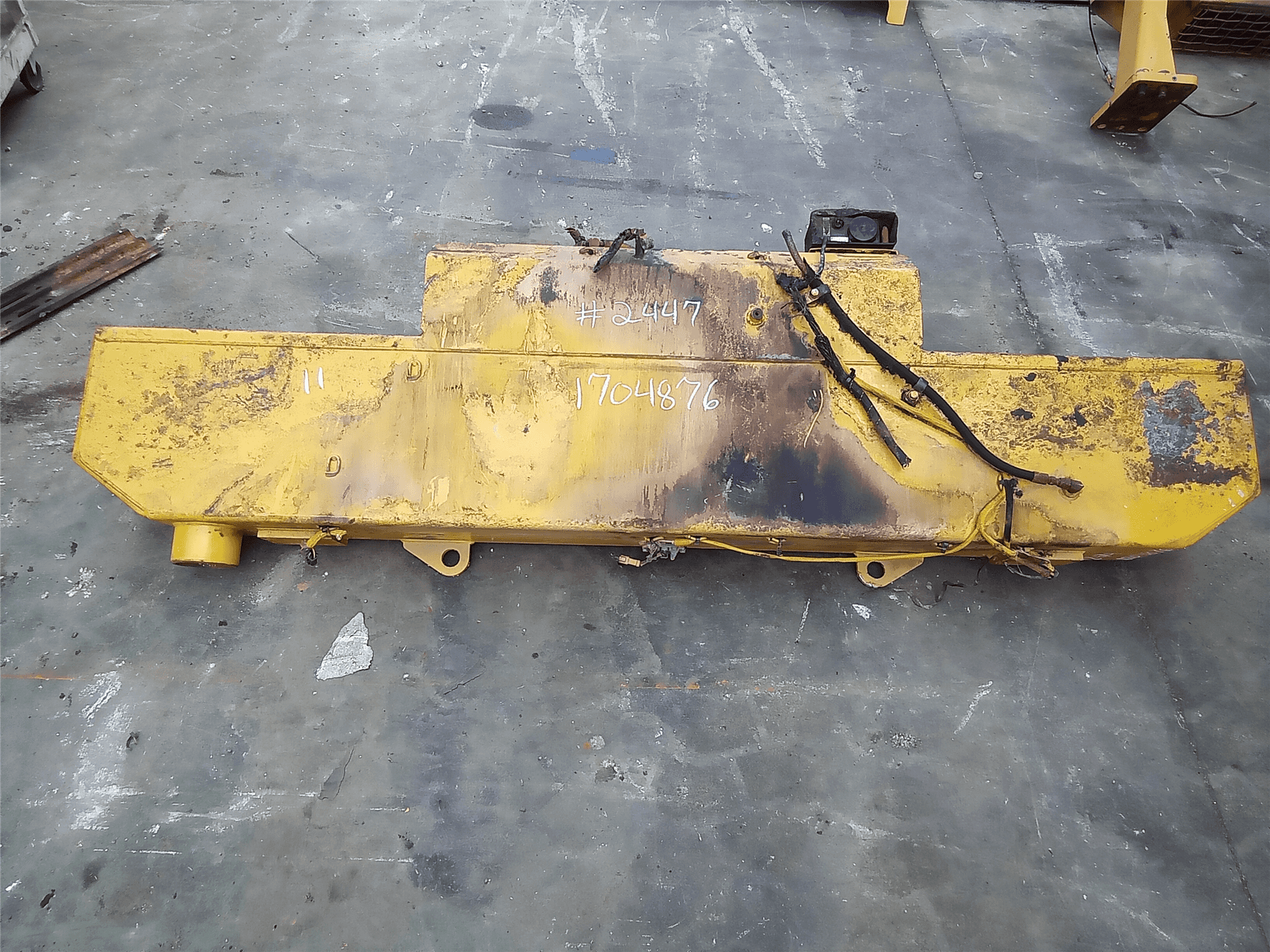 USED FUEL TANK image 2