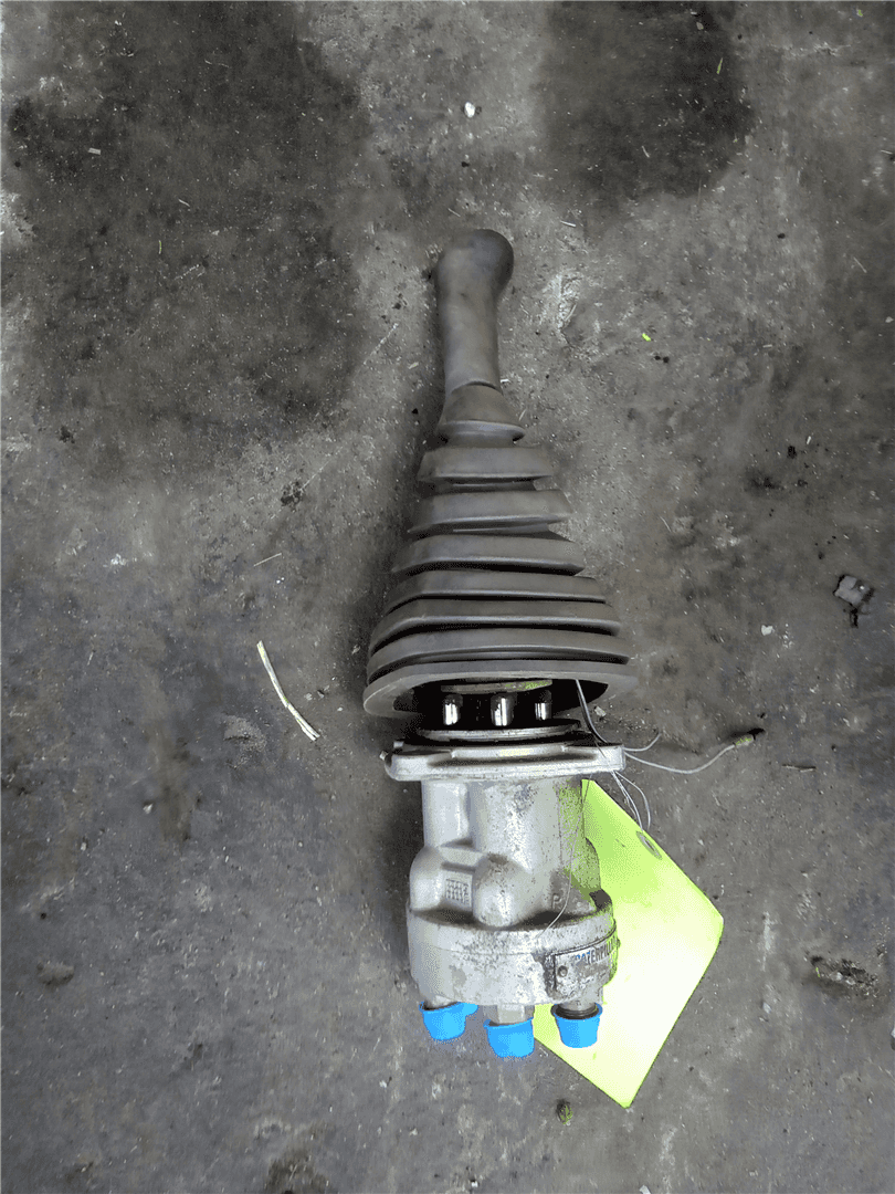 USED JOYSTICK CON image 2