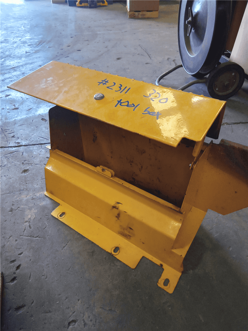 USED STORAGE BOX image 4