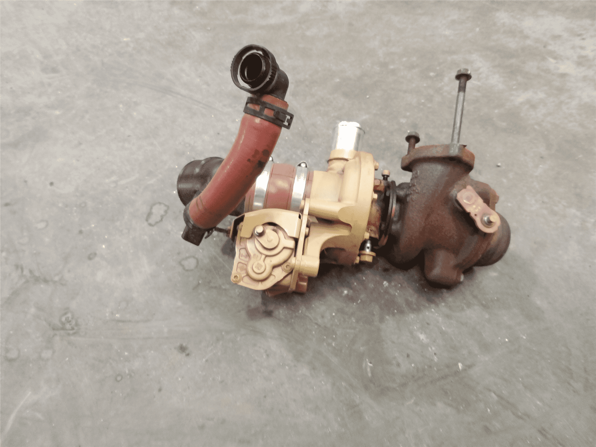 USED TURBOCHARGER image 5
