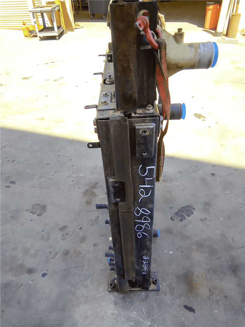 USED RADIATOR image 3
