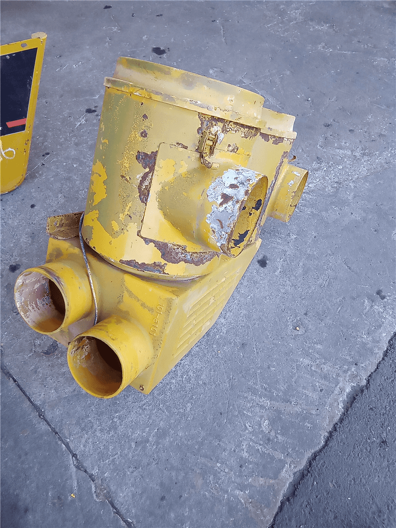 USED AIR CLEANER G image 4