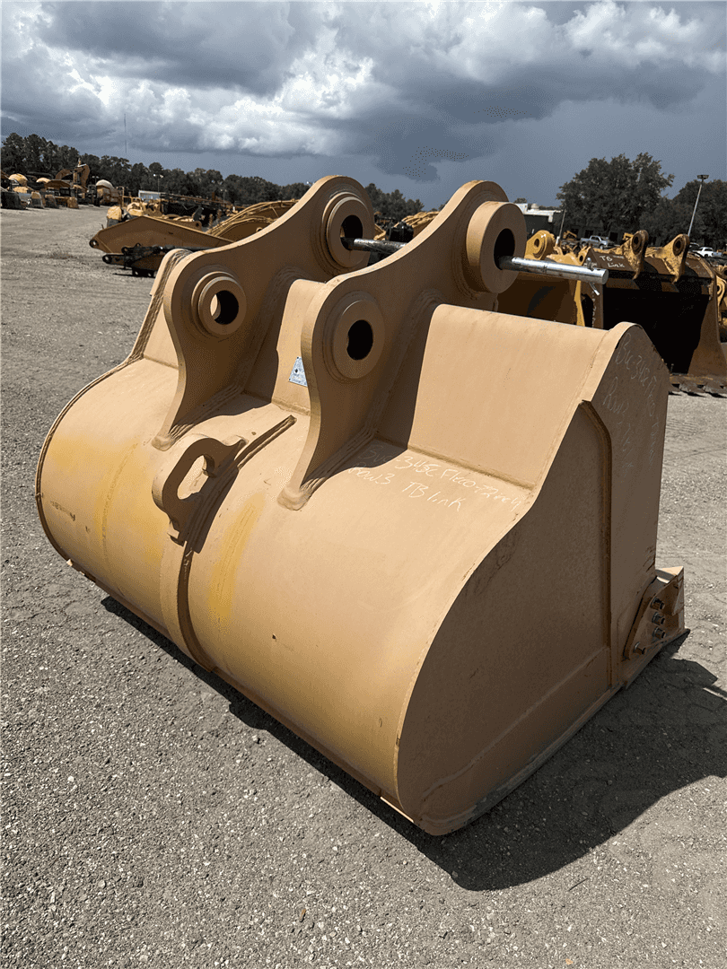 USED 72IN BUCKET image 3