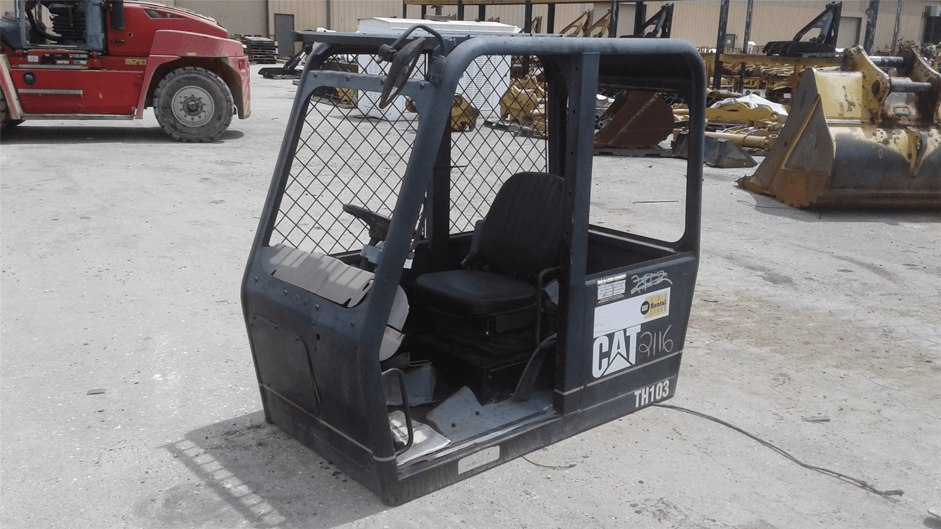 USED TH103 CAB image 1