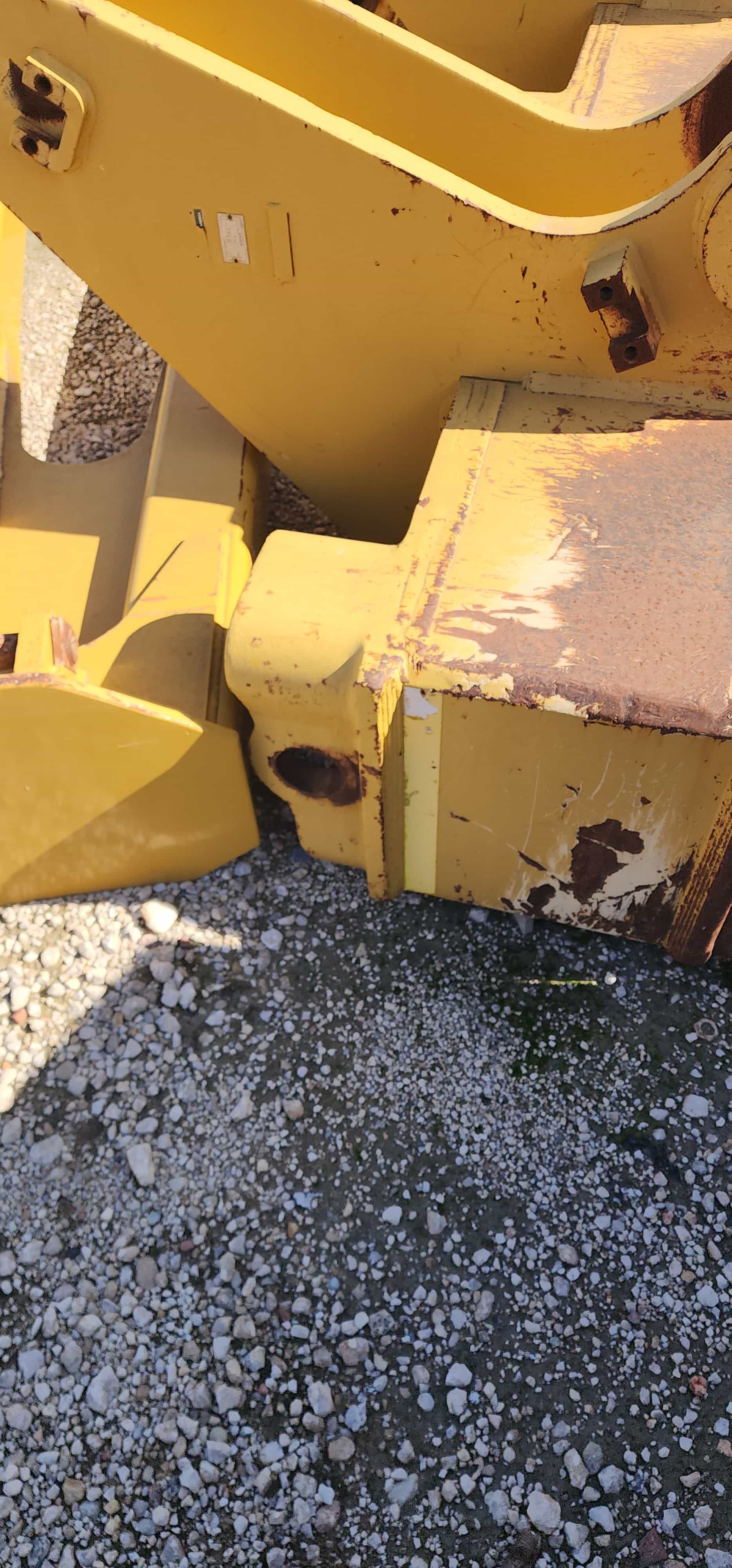 USED D10R/T RIPPER W/ 2 SHANKS 2 CYLINDERS RBLT BY HOLT MQ image 18
