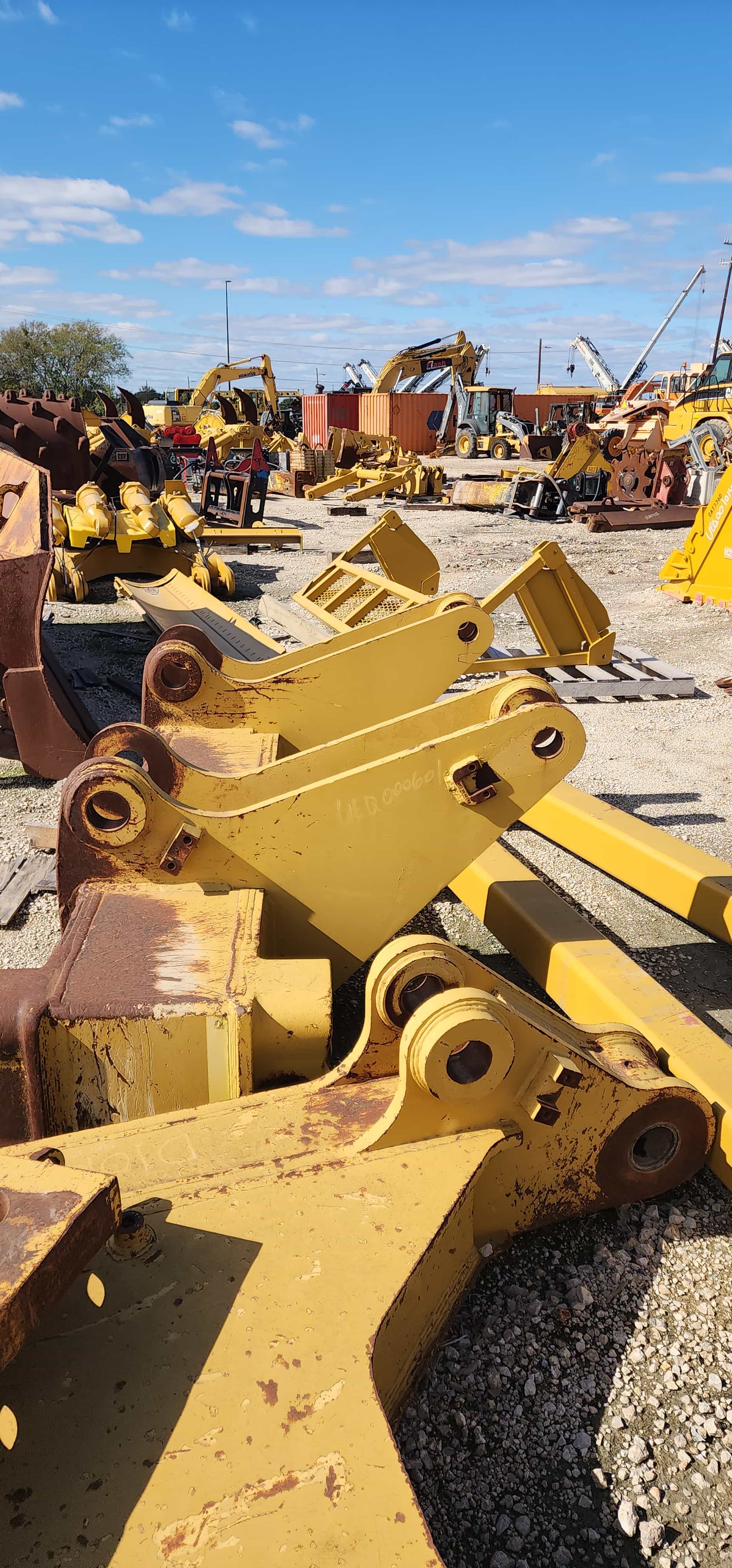 USED D10R/T RIPPER W/ 2 SHANKS 2 CYLINDERS RBLT BY HOLT MQ image 19