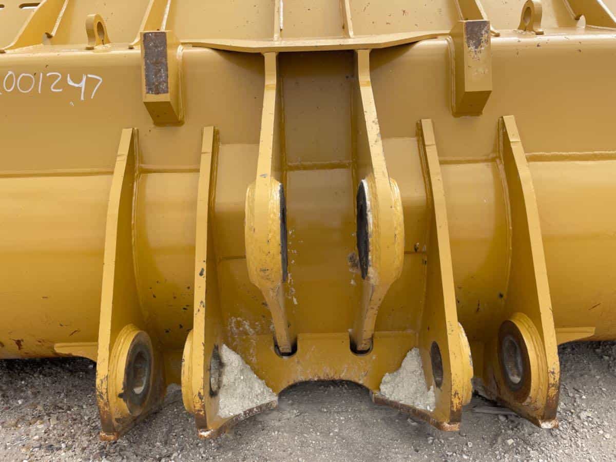 SLIGHTLY USED 988K ROCK BUCKET (323 HRS) P/N 4989992 10 YRDS MQ image 7