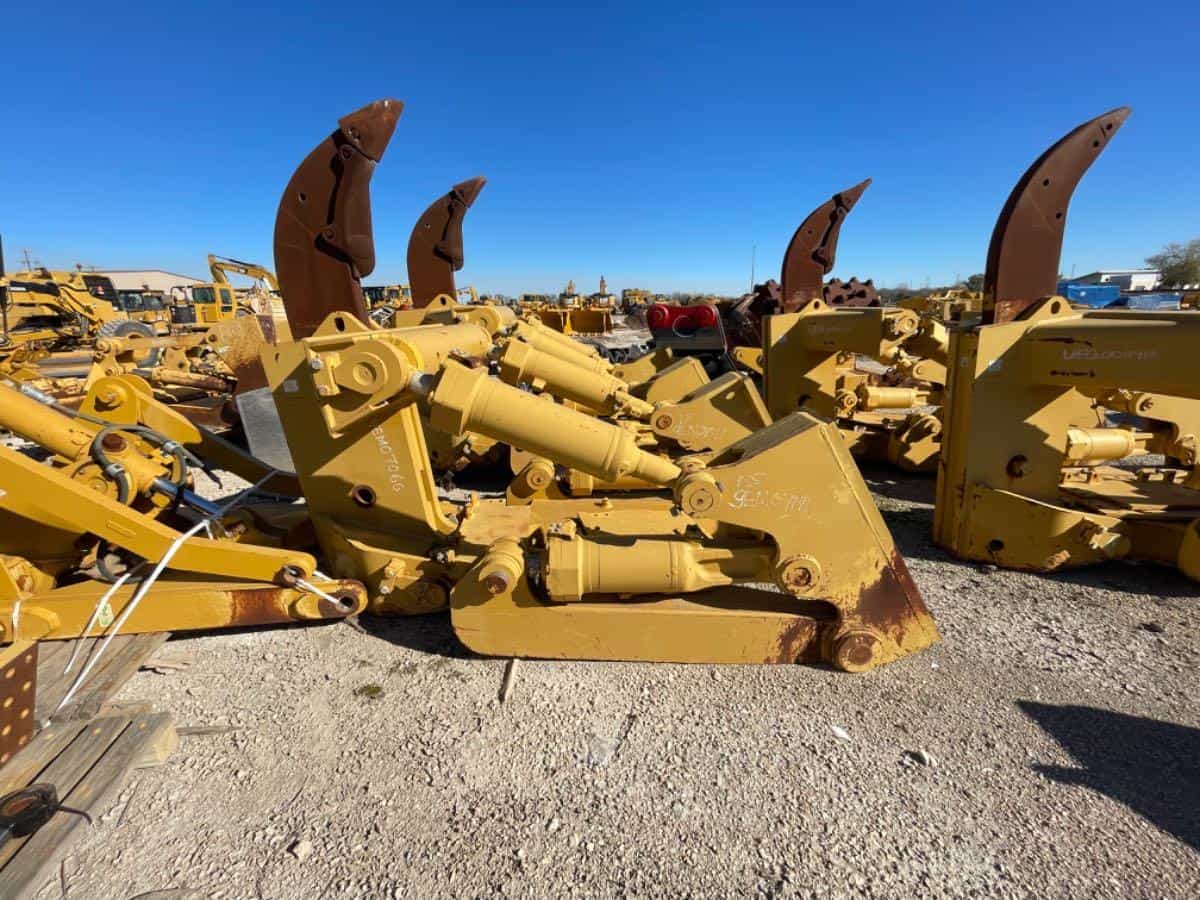 USED D8R/T SS RIPPER MQ image 2