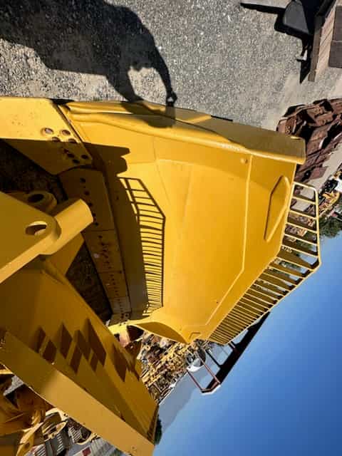 USED D10T SU BLADE FACE MQ image 4