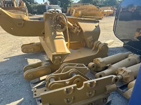 D10T SS RIPPER W/ PIN PULLER image 4