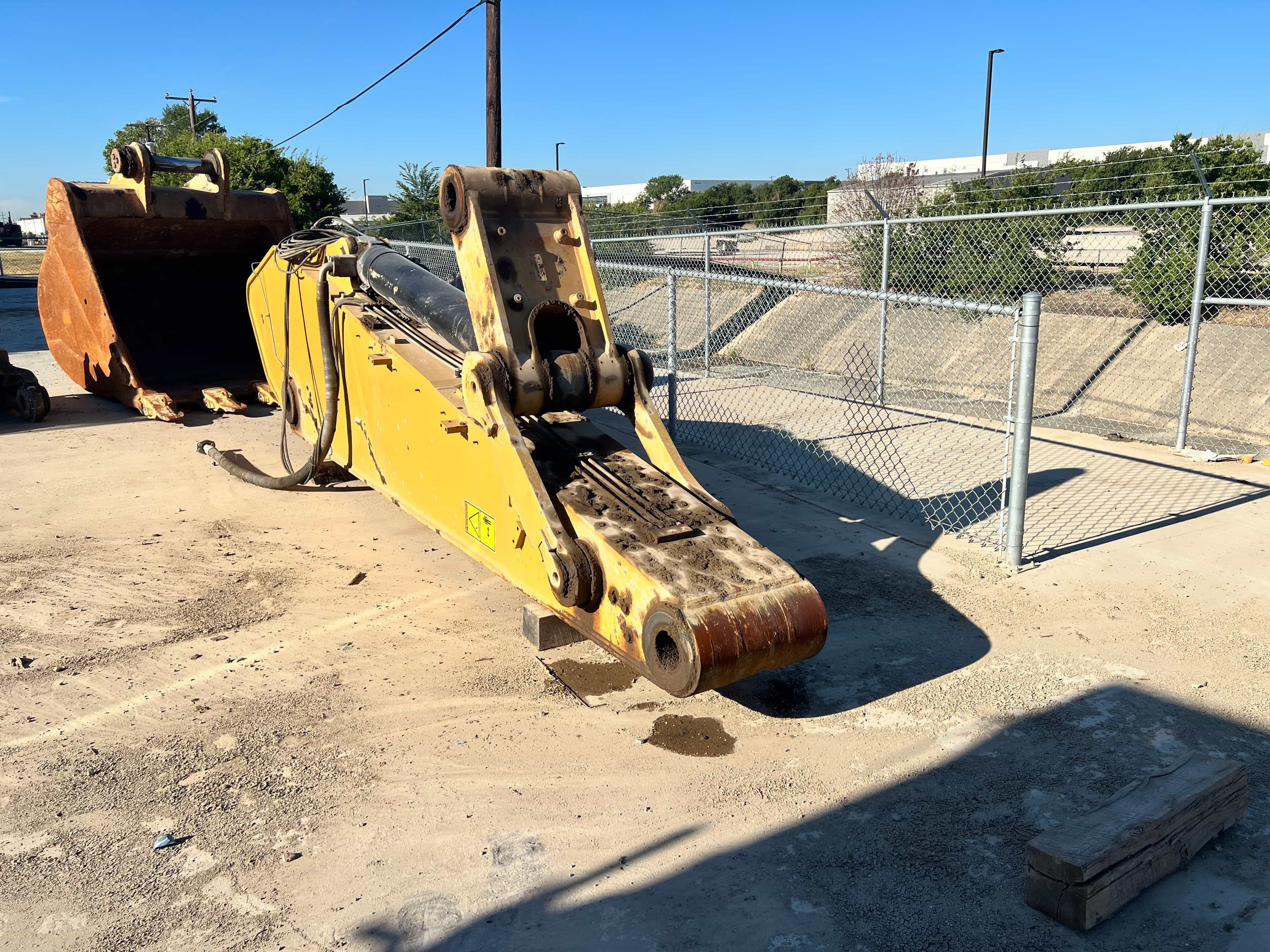 USED 14.4' REACH STICK HB2 FAMILY PART#5876036 OR 6093773 OR 6144819 MQ image 3