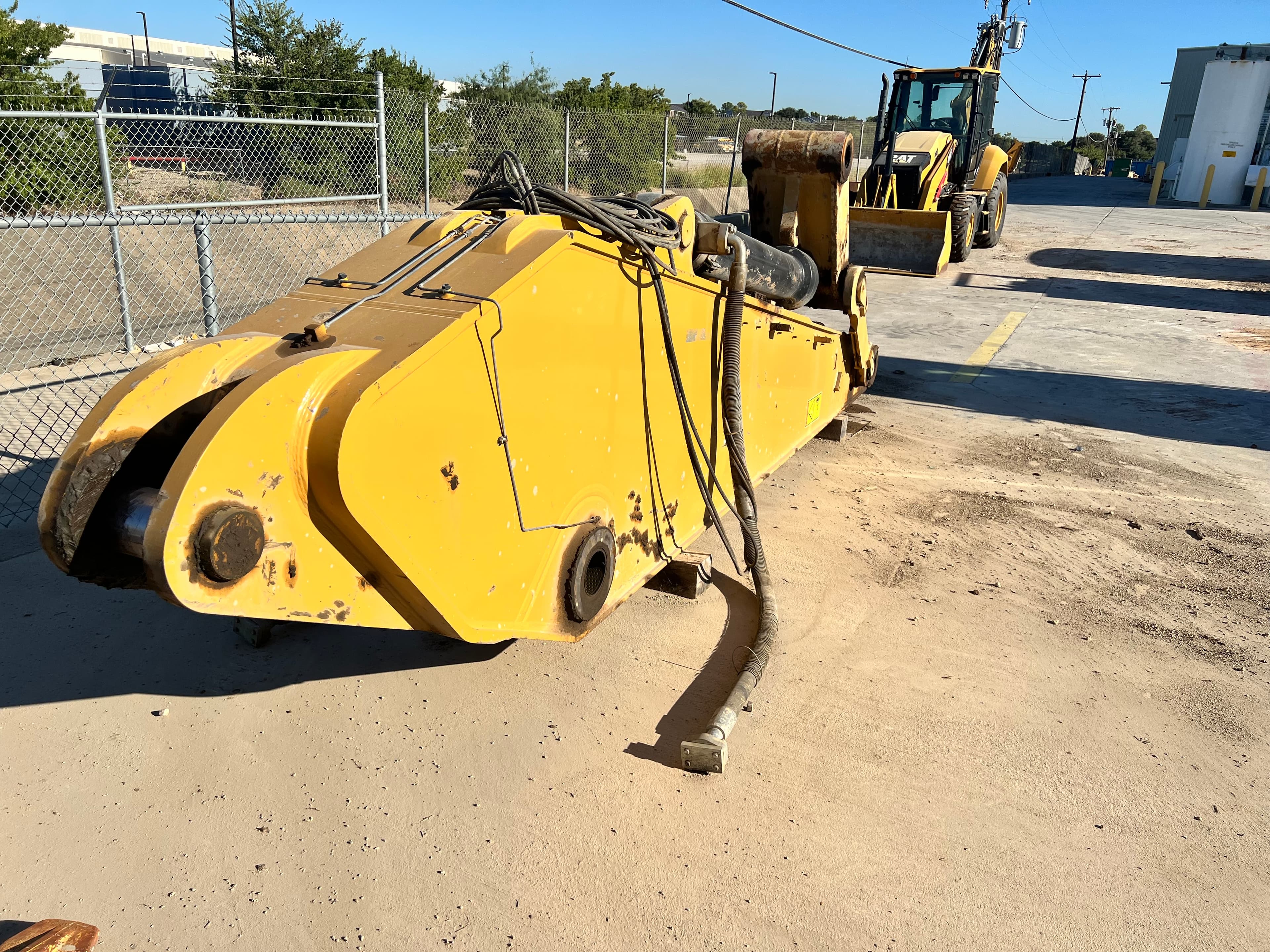 USED 14.4' REACH STICK HB2 FAMILY PART#5876036 OR 6093773 OR 6144819 MQ image 1