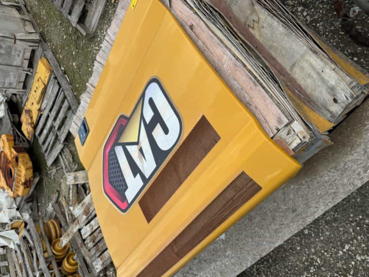 2 LH DOORS AND DECALS FOR WATKINS CONST. (5474740 rad. access) MQ image 5