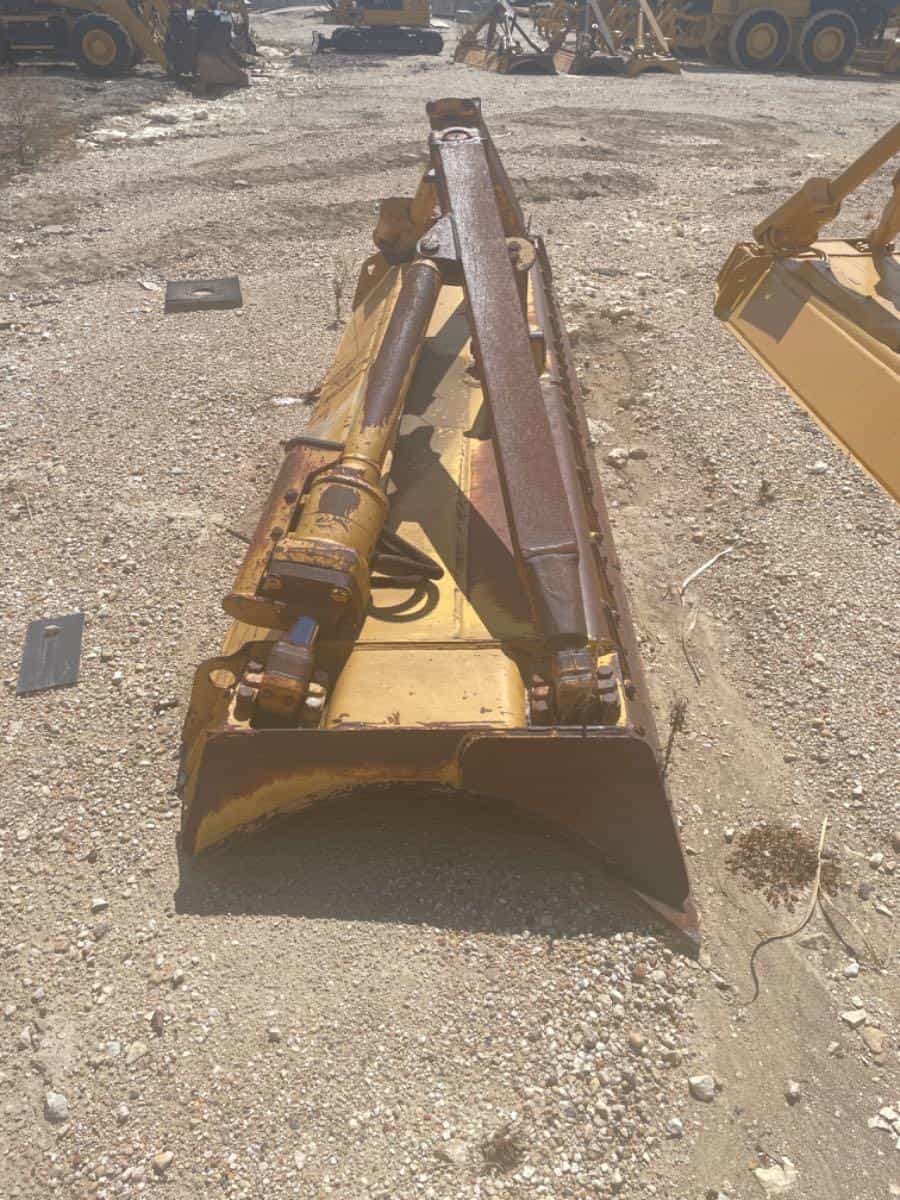 USED D6T ANGLE BLADE MQ image 3