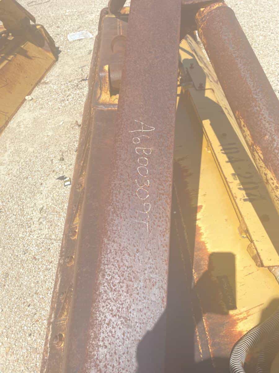 USED D6T XW ANGLE BLADE MQ image 8