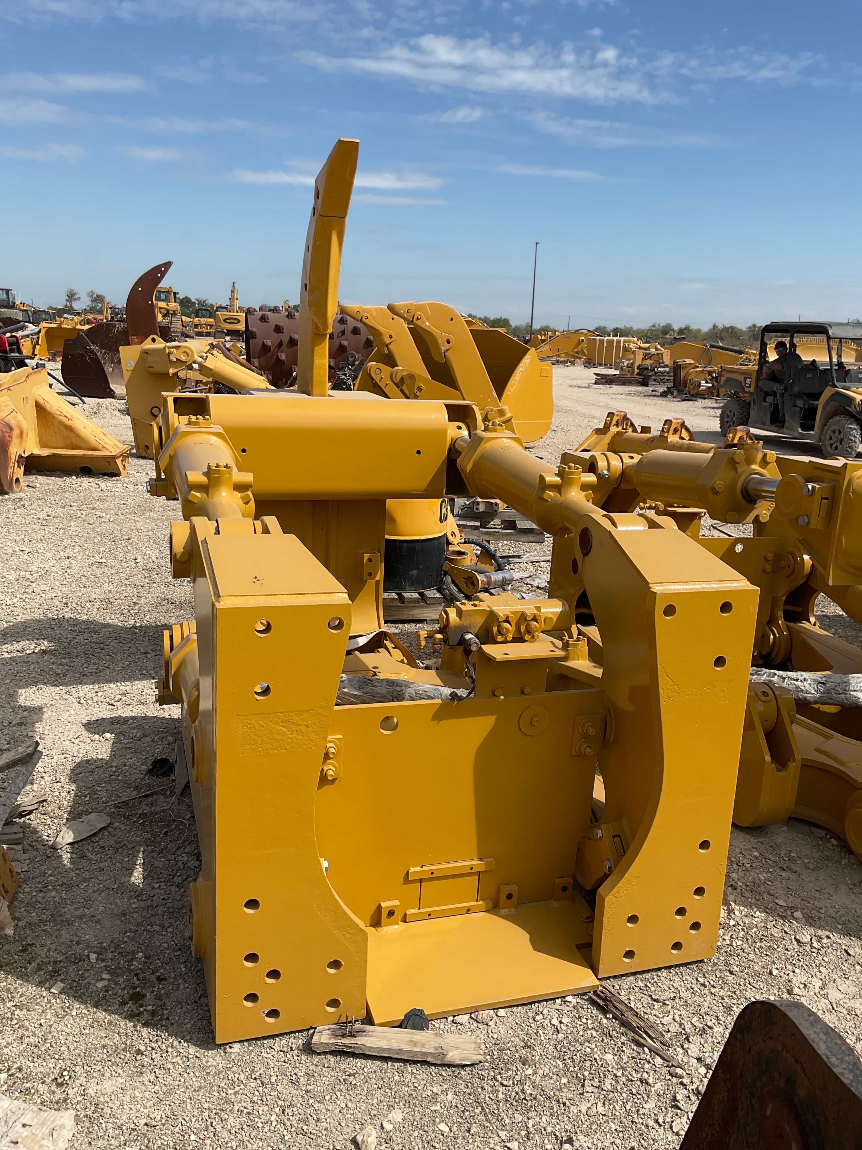 USED D8R SS RIPPER MQ image 4