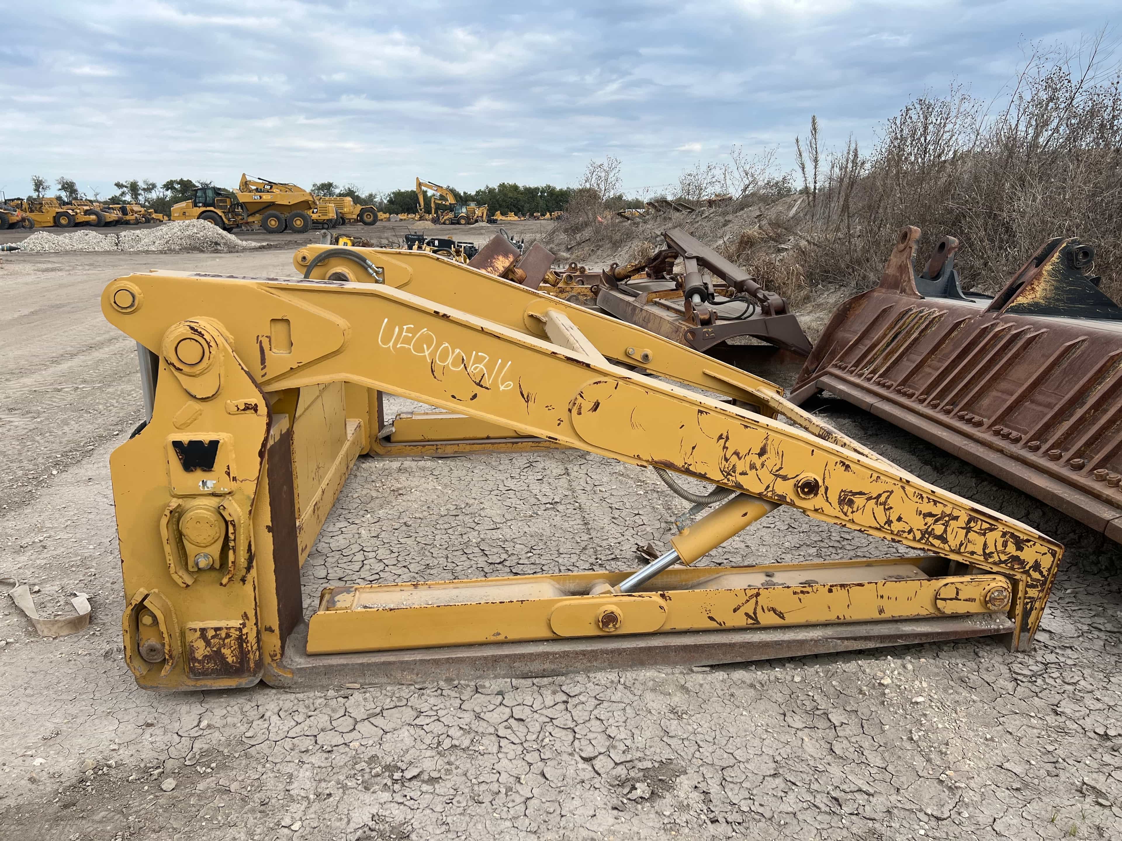 USED WICKER BRAND HYD. PIPE/POLE FORKS MQ image 5