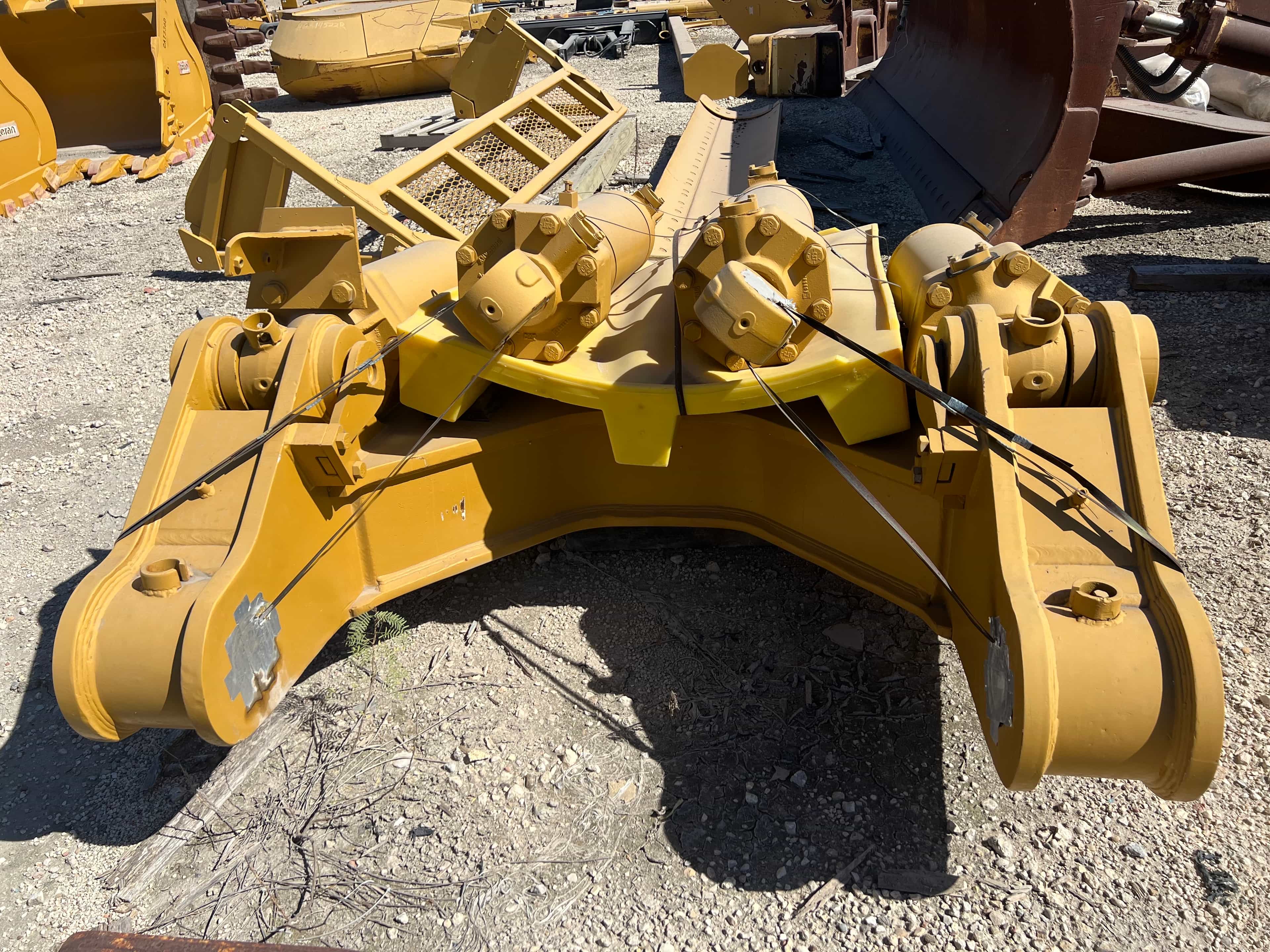 USED MS RIPPER W/ 2 SHANKS MQ image 3