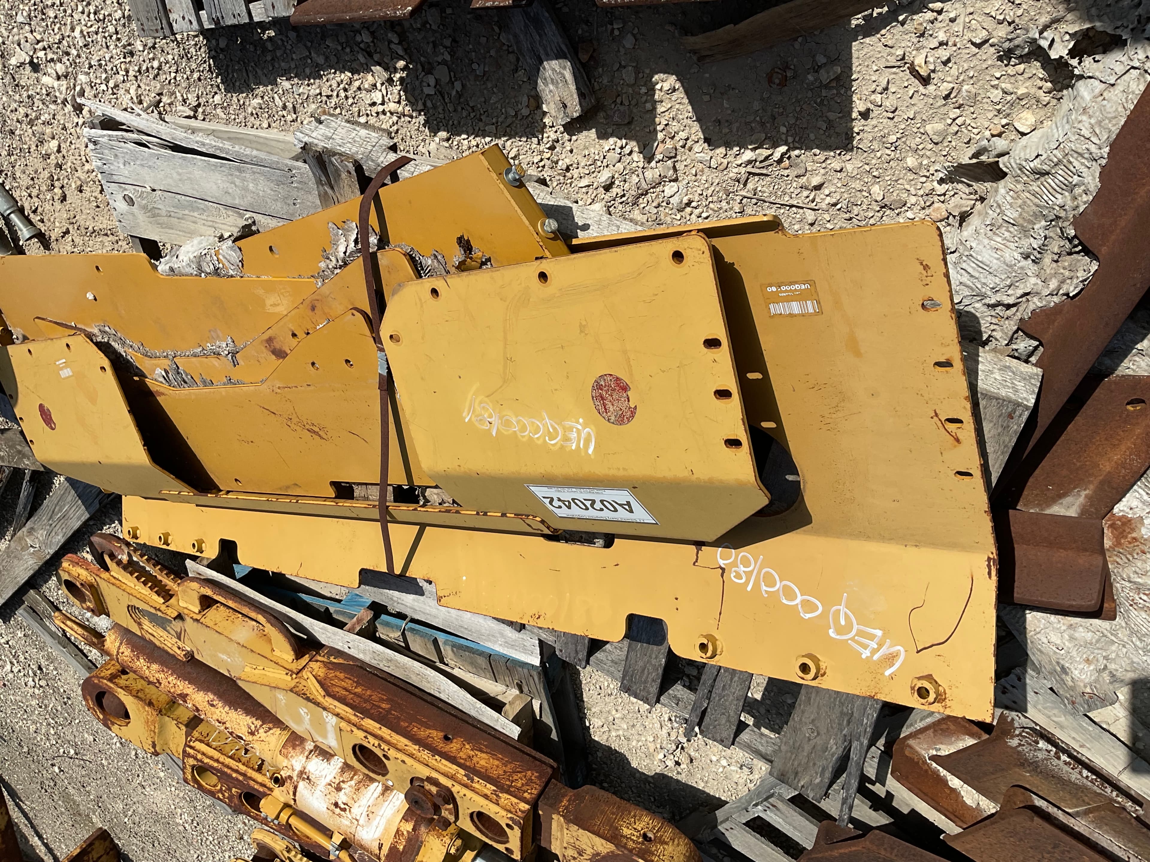 D8T FUEL TANK GUARDS image 1