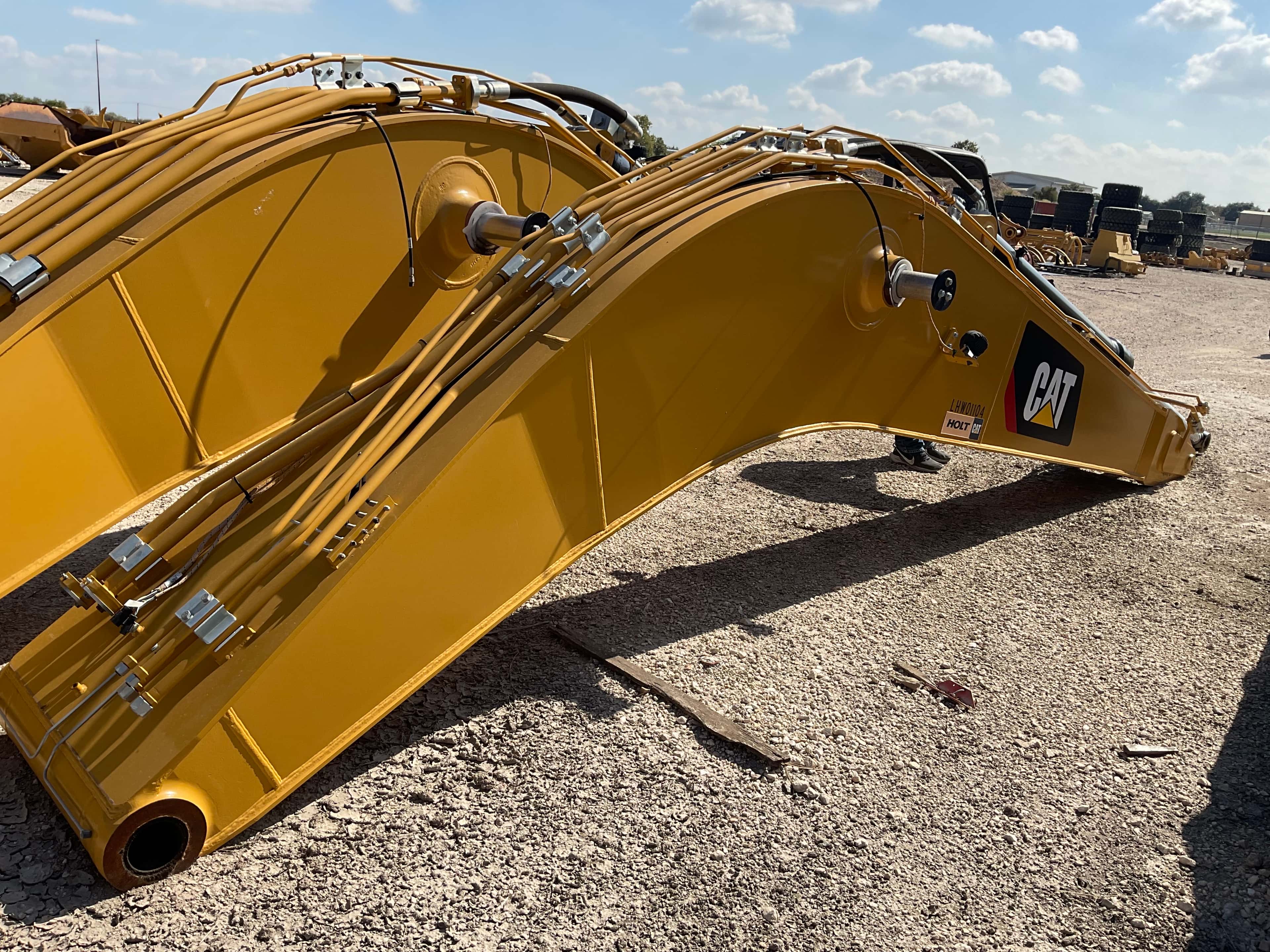 CAT 330 BOOM, STICK AND CYLINDERS BLH image