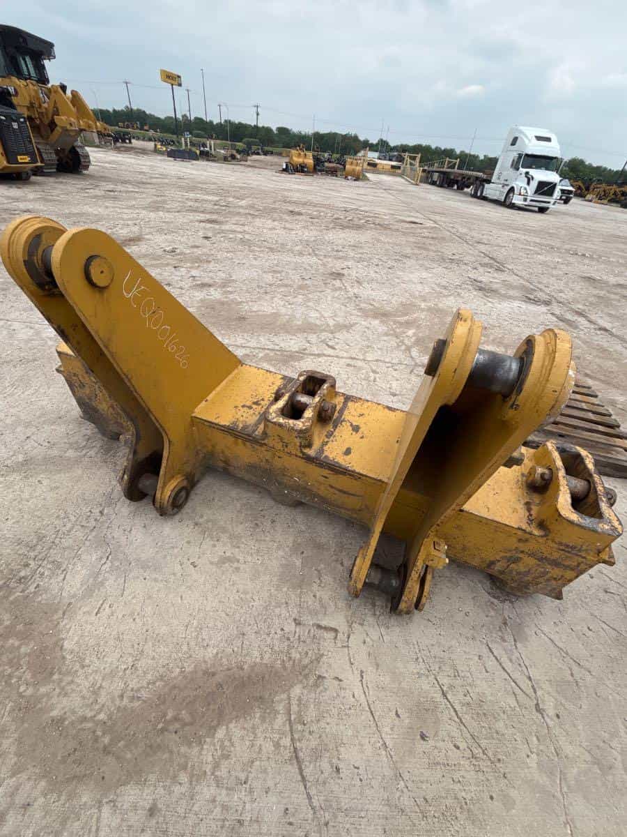 USED CAT MS RIPPER FOR D8T MQ image 5