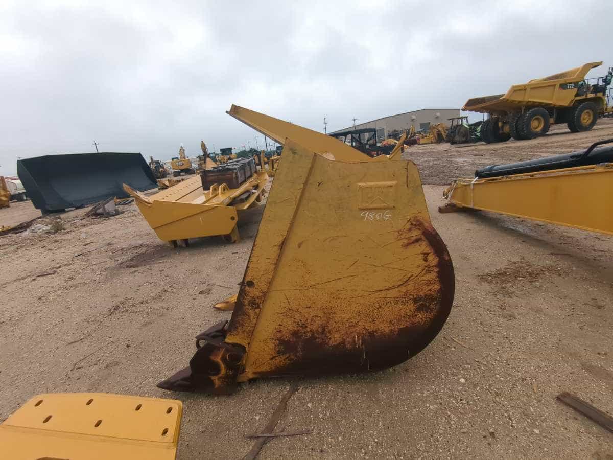 USED 980 TOOTH BUCKET MQ image 2