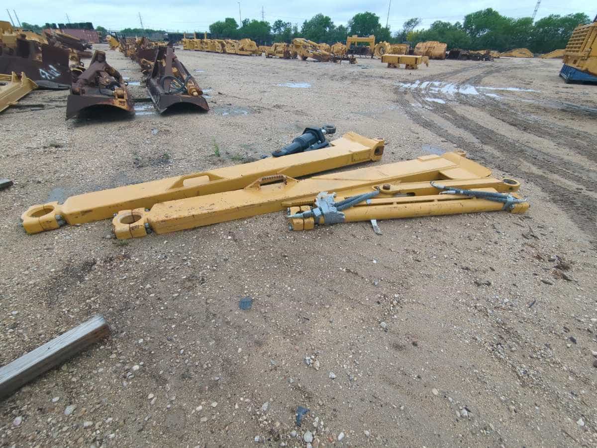 NEW D9T SU BLADE W/PUSH ARMS / TRASH RACK MQ image 7