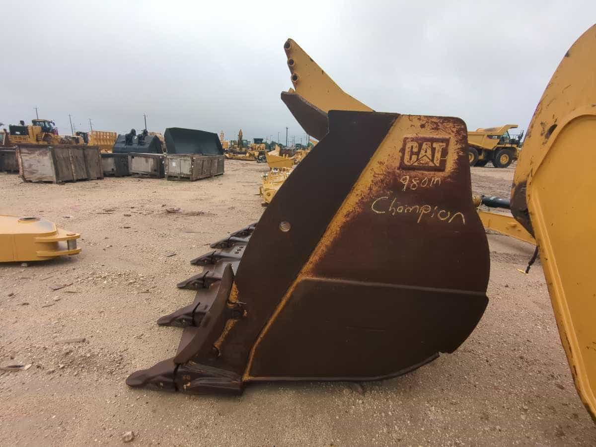 USED 980 SPADE NOSE ROCK BUCKET MQ image 2