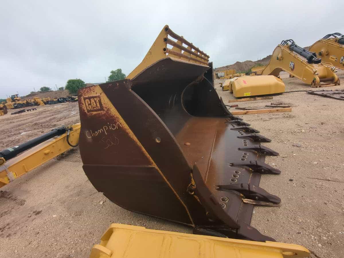 USED 980 SPADE NOSE ROCK BUCKET MQ image 4