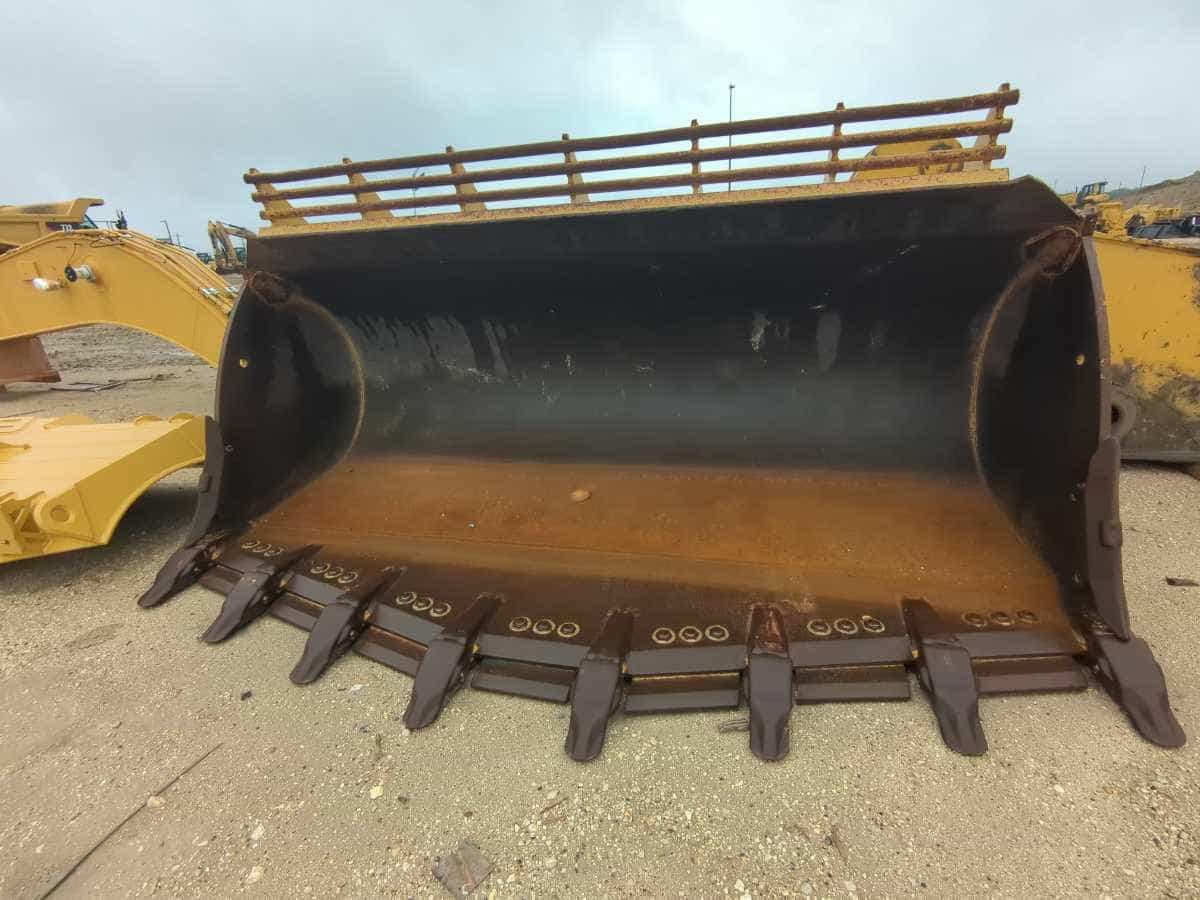 USED 980 SPADE NOSE ROCK BUCKET MQ image 5