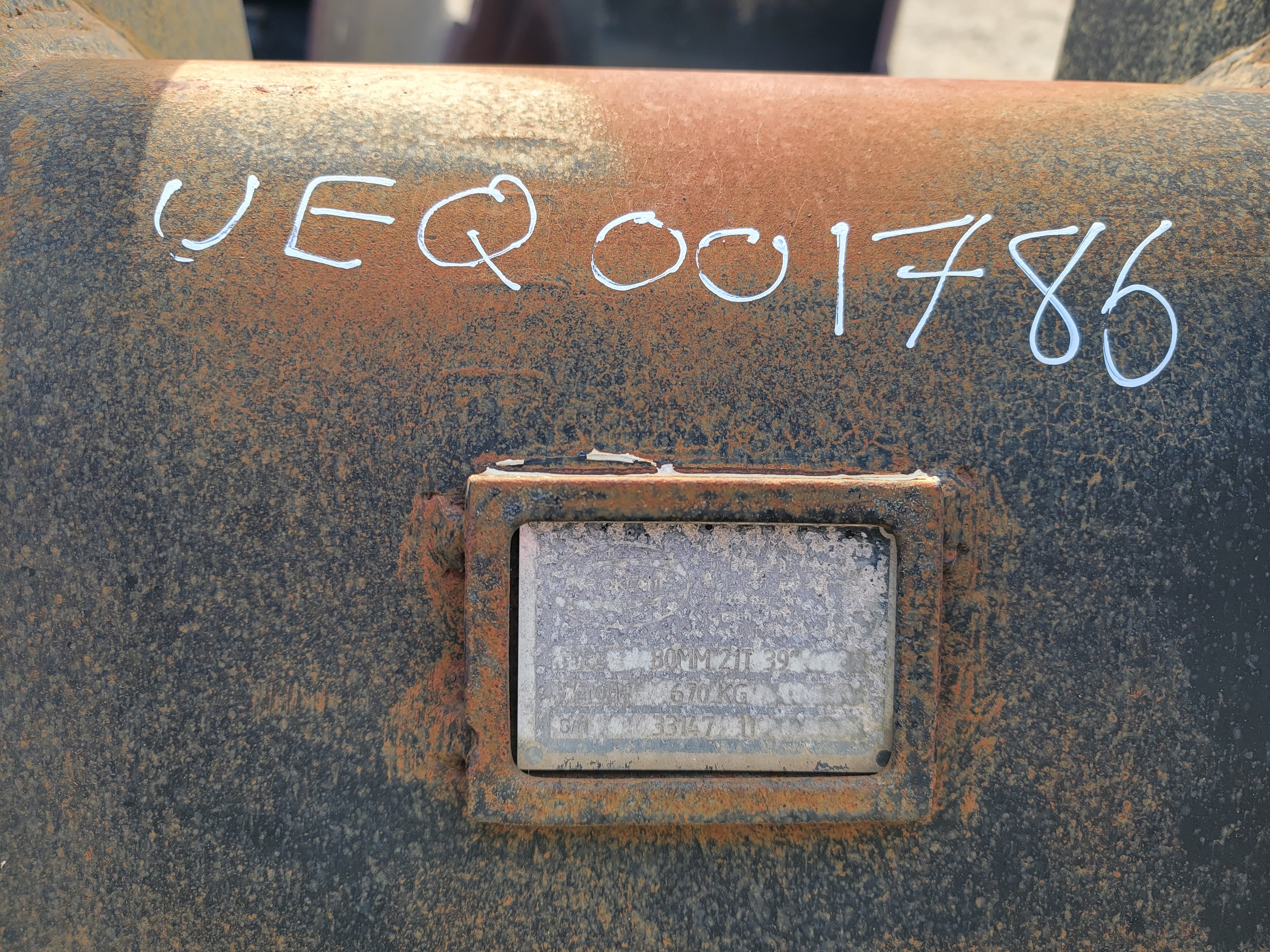 USED STRICKLAND BRAND 39" BUCKET MQ image 1