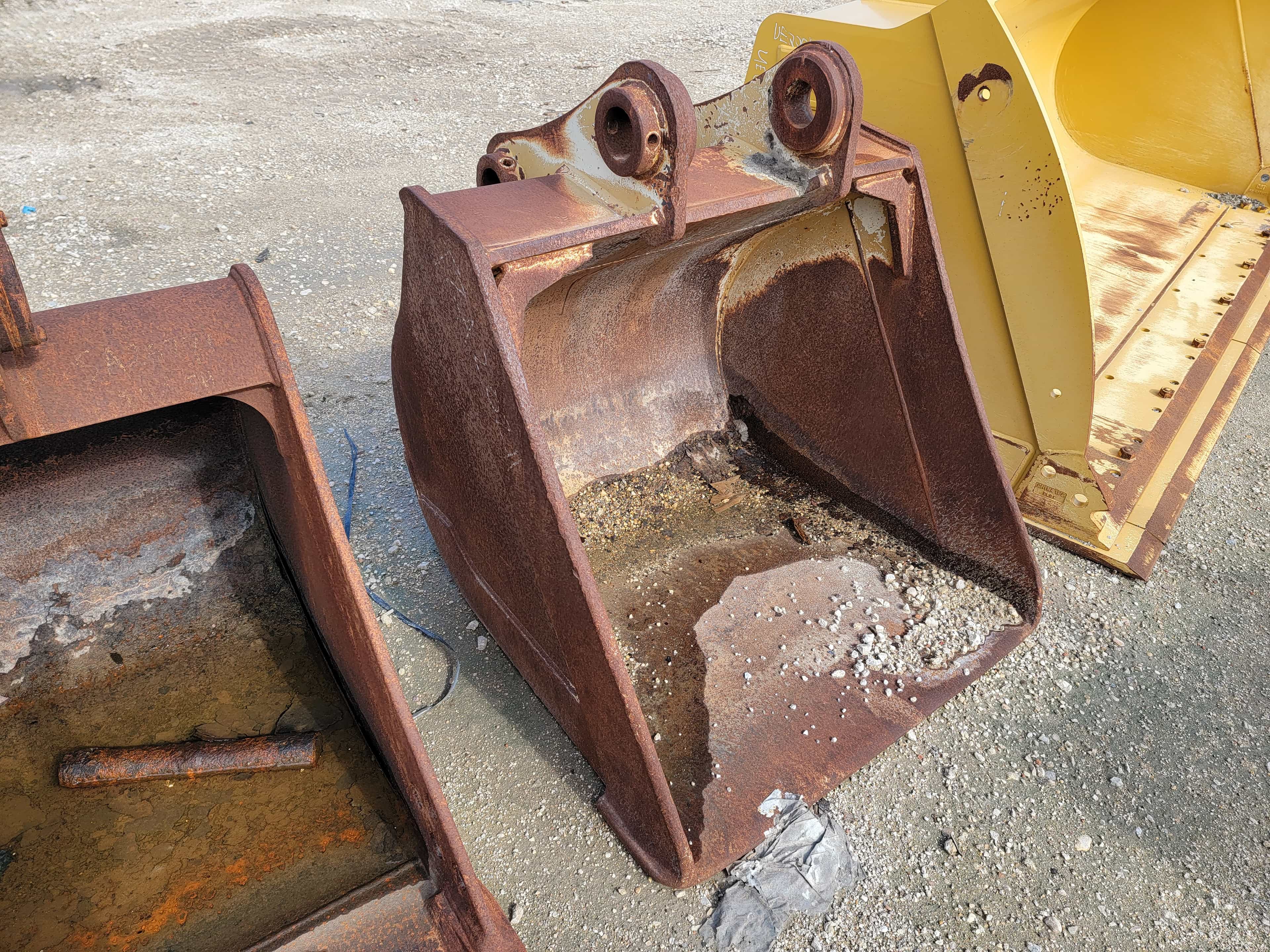USED 320 DCB **MEASURE FOR WIDTH** NO BOCE OPTION MQ image 5