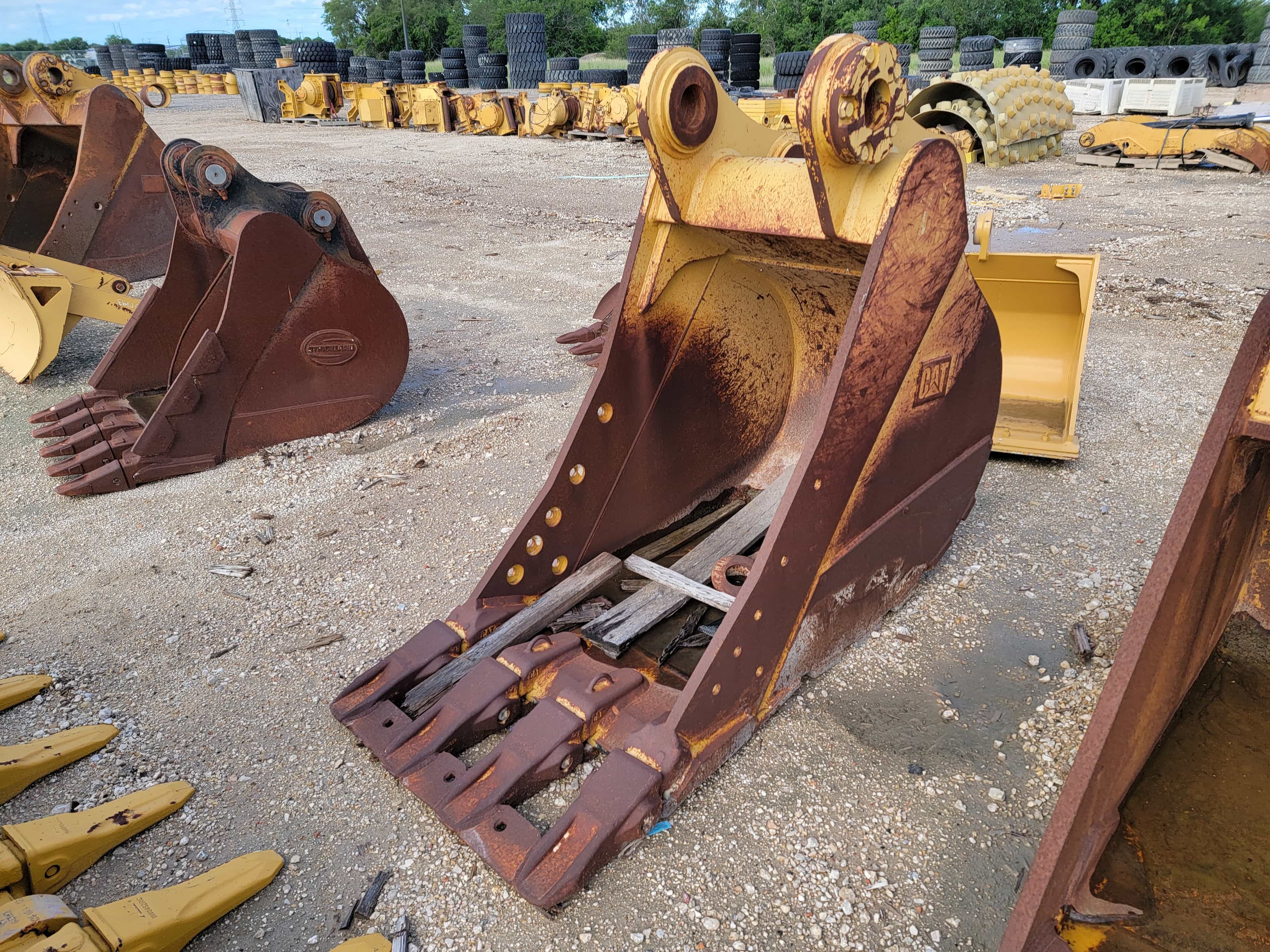 USED 336 36" BUCKET MQ image 4