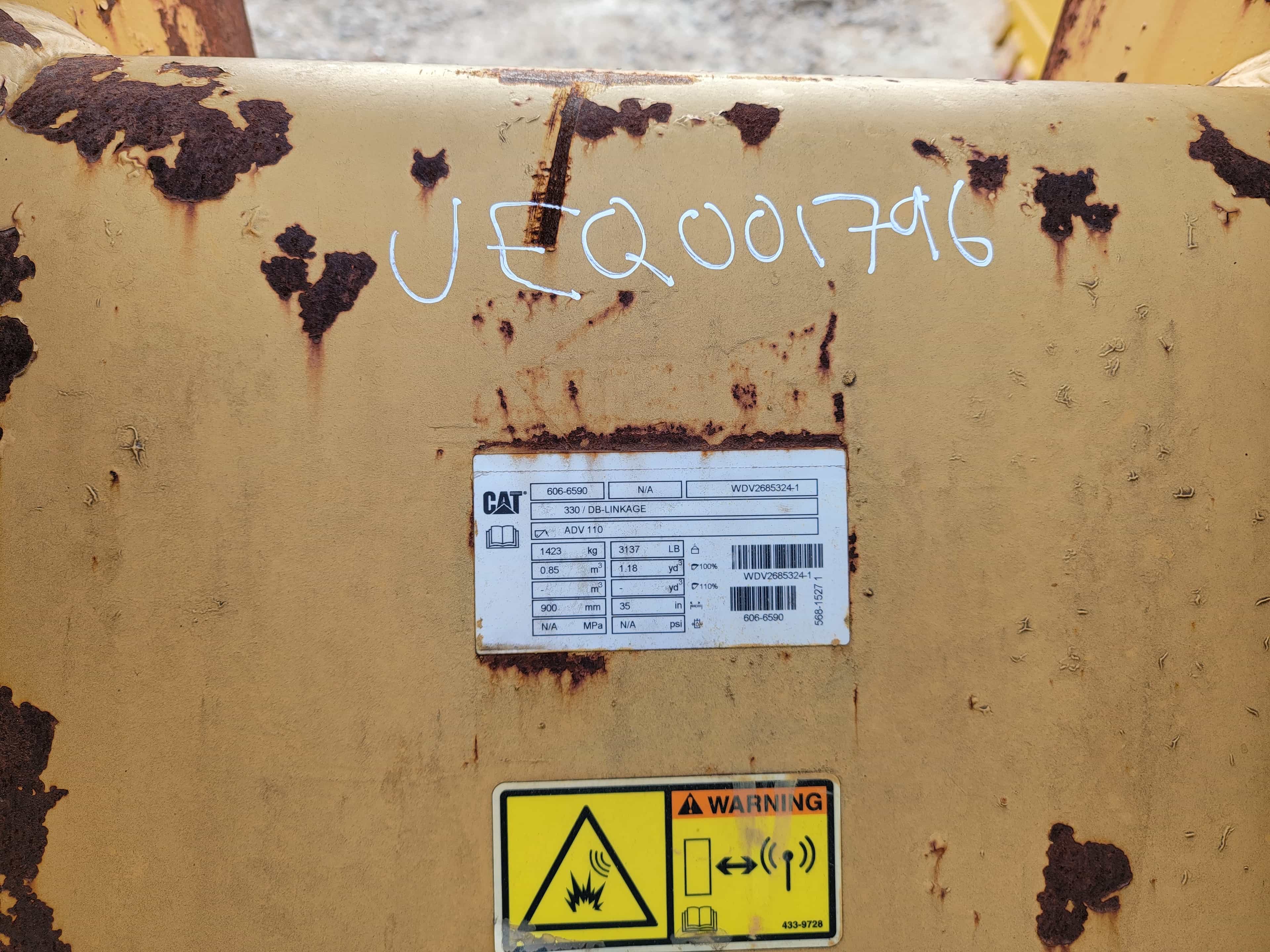 USED 35" 336 BUCKET *NOT STANDARD DB BU / SEE PICS* MQ image 3