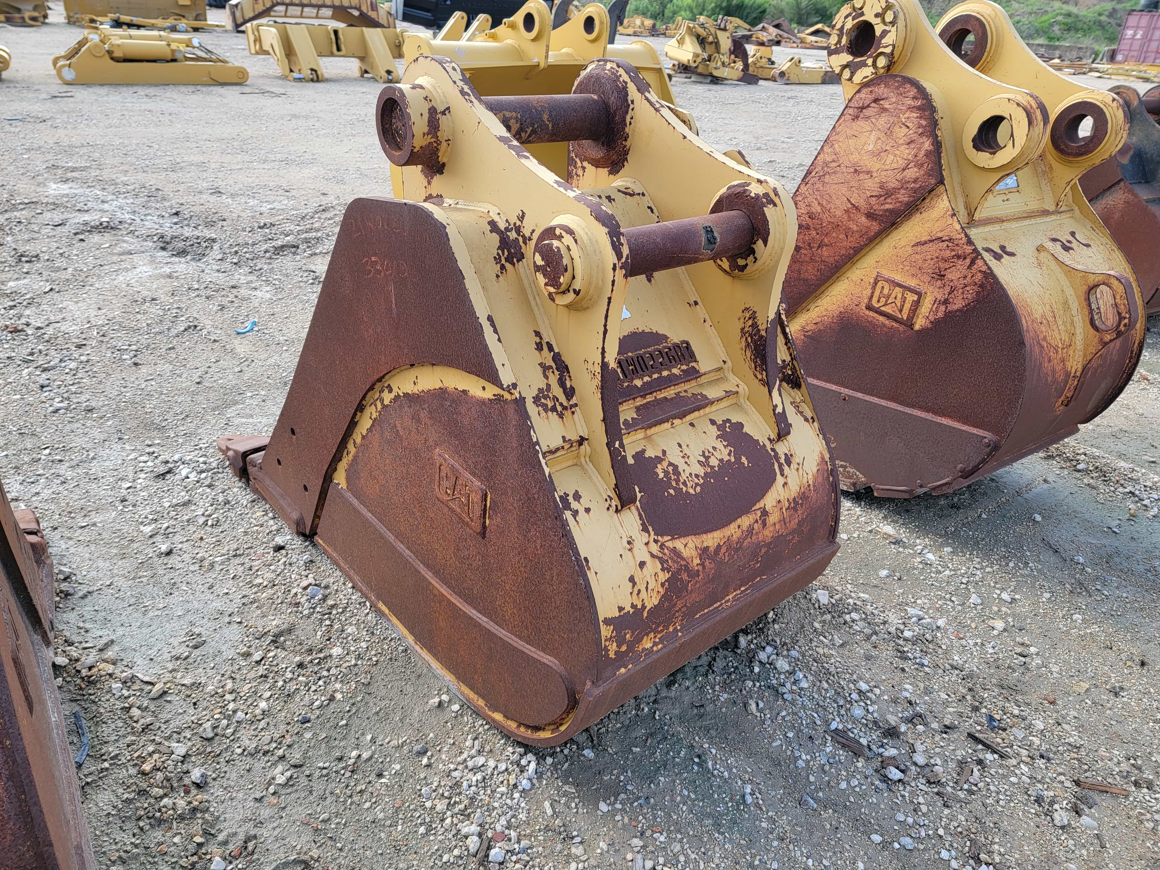USED 35" 336 BUCKET *NOT STANDARD DB BU / SEE PICS* MQ image 5