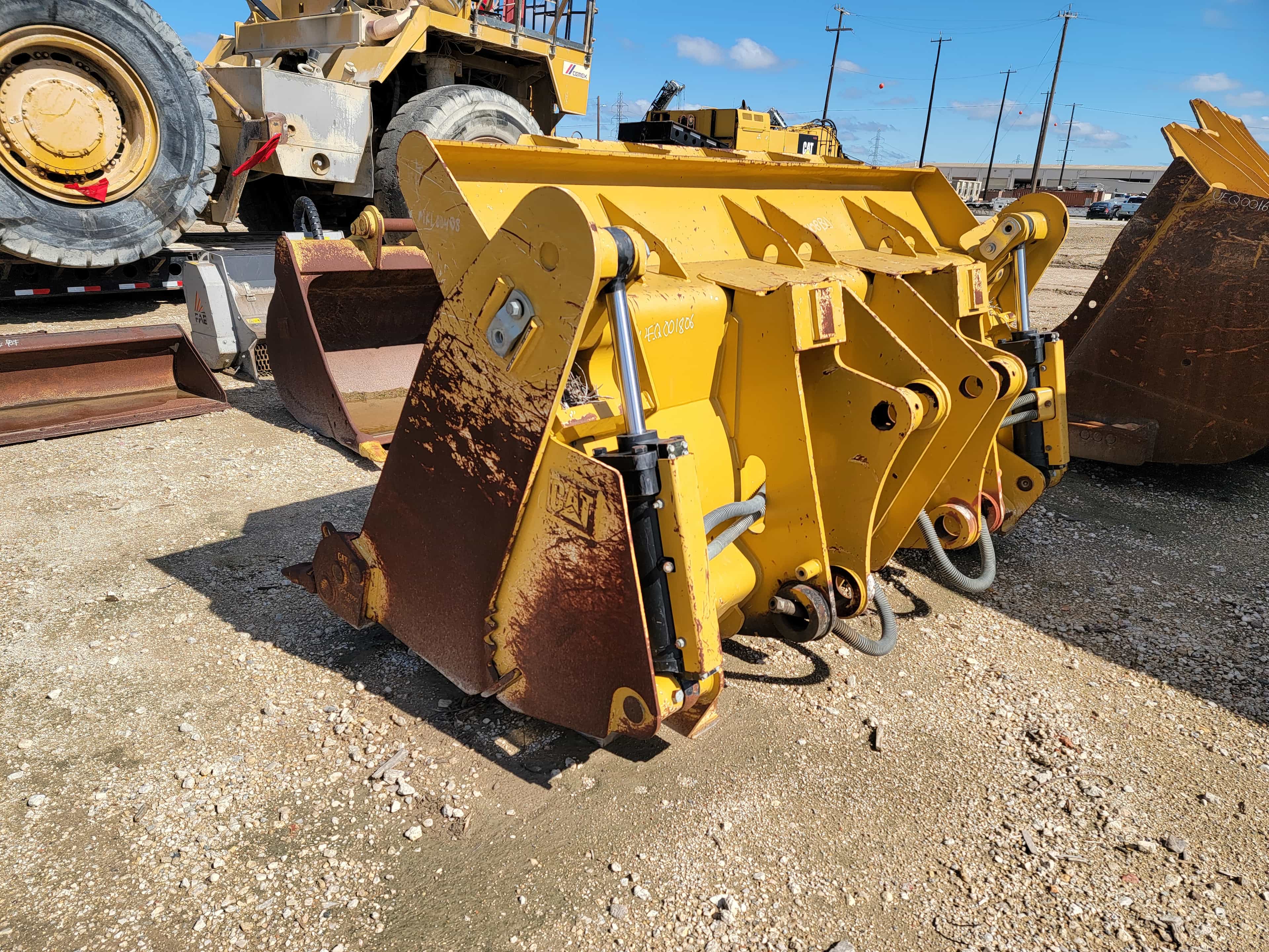 USED 973K MP BUCKET MQ image 2