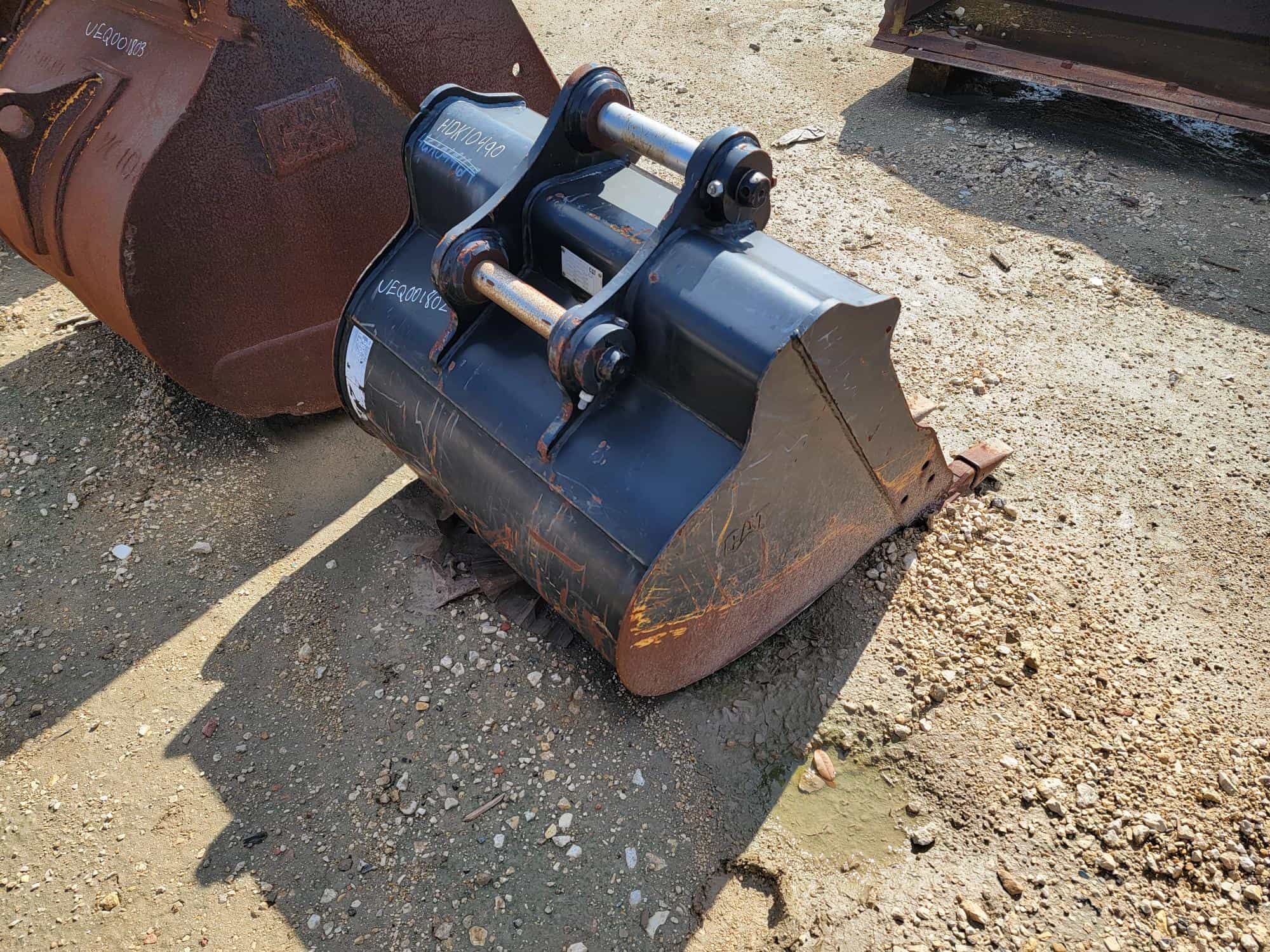 CAT 308 36" BUCKET MQ image 4