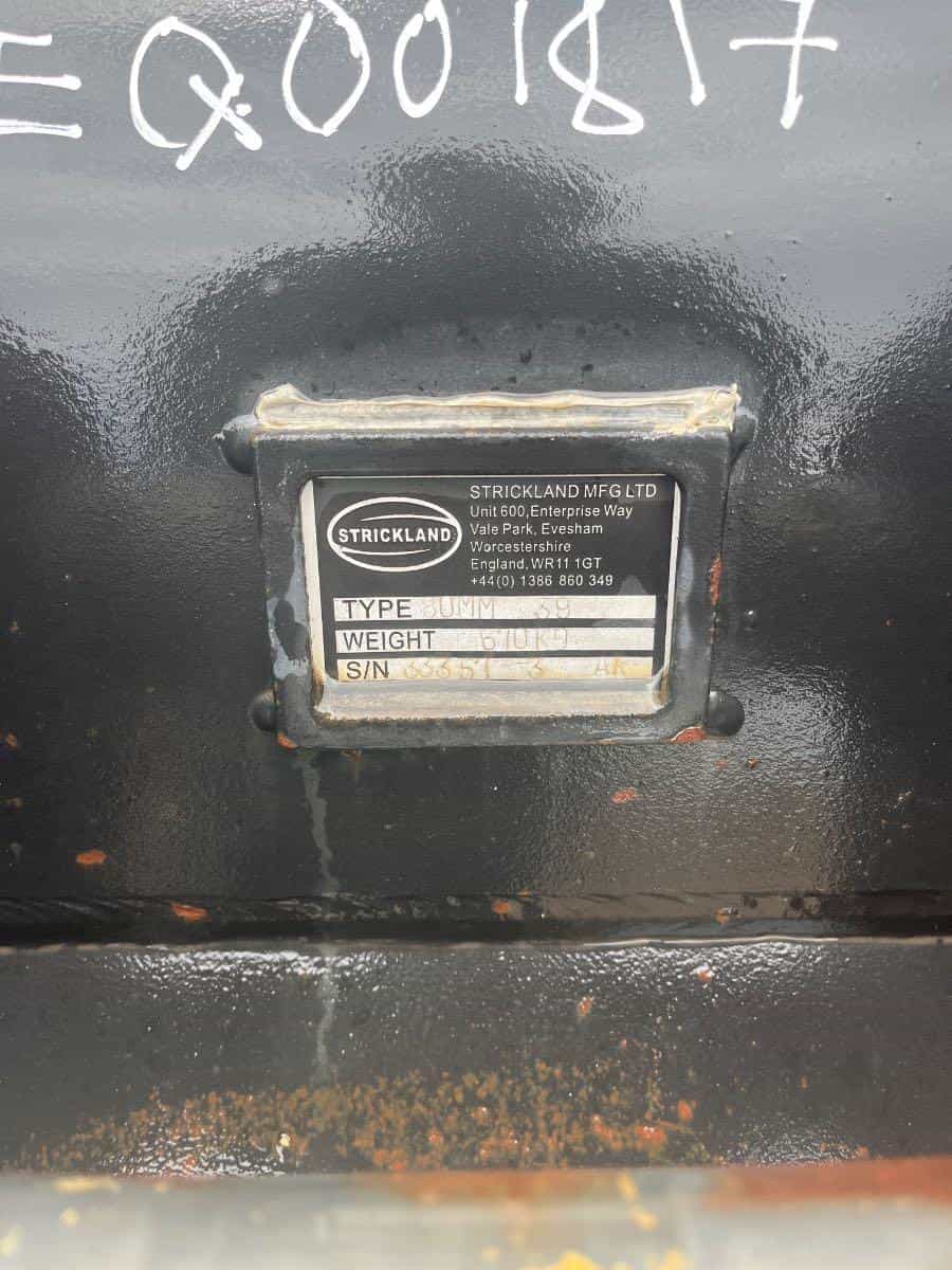 USED 39" STRICKLAND BUCKET MQ image 7