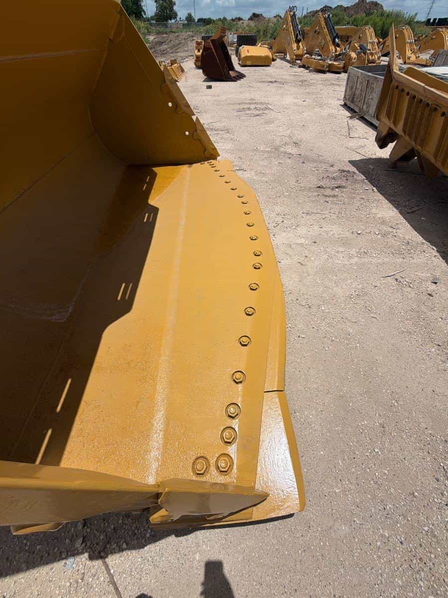 USED 988K SPADE NOSE ROCK BUCKET W/ STRAIGHT EDGES MQ image 3