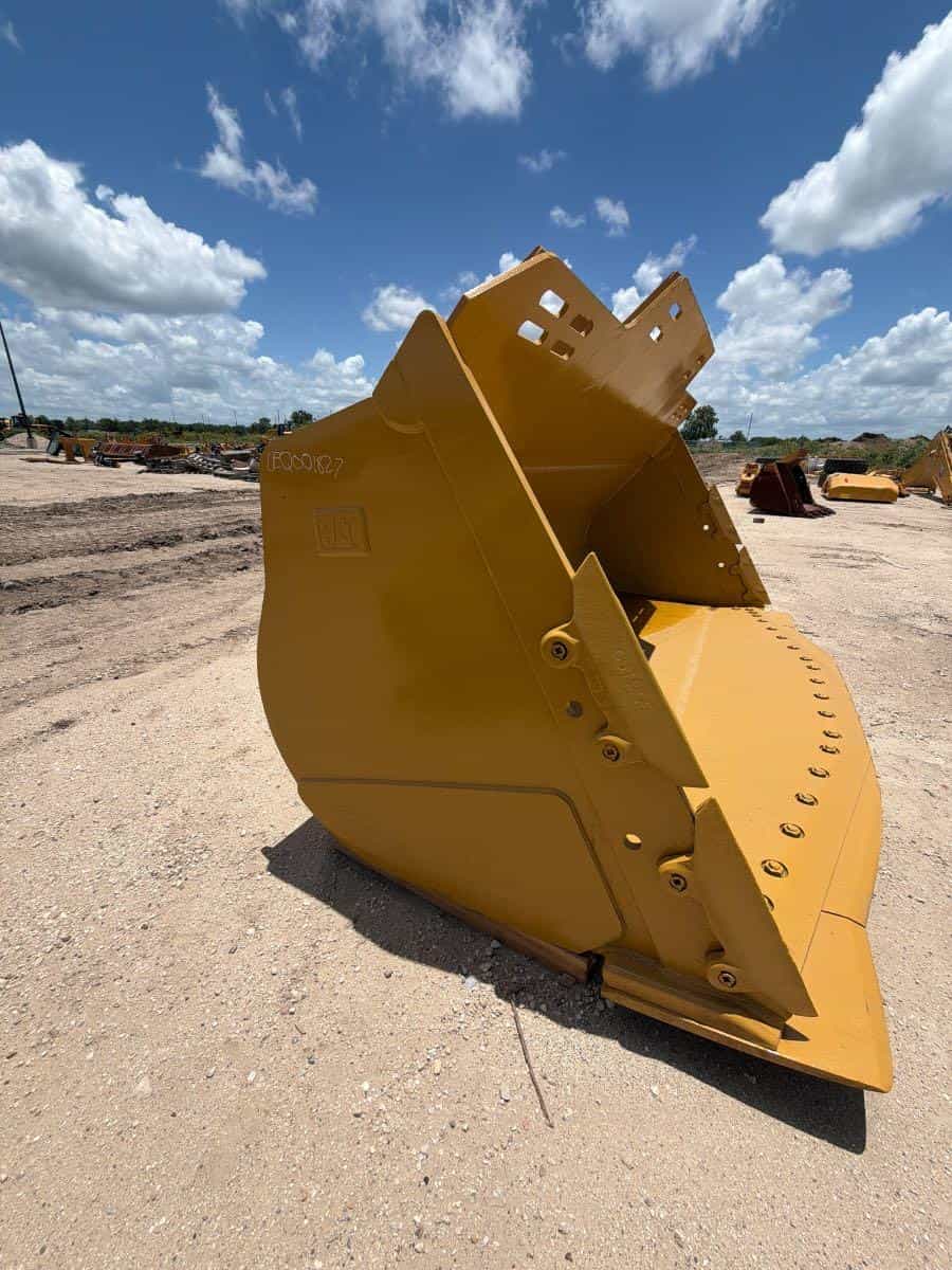 USED 988K SPADE NOSE ROCK BUCKET W/ STRAIGHT EDGES MQ image 4