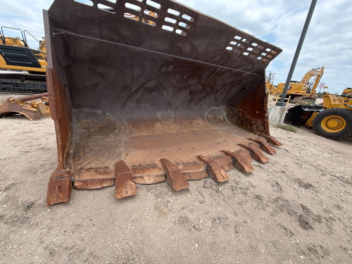 USED 992G BUCKET 16CYD MQ image 1