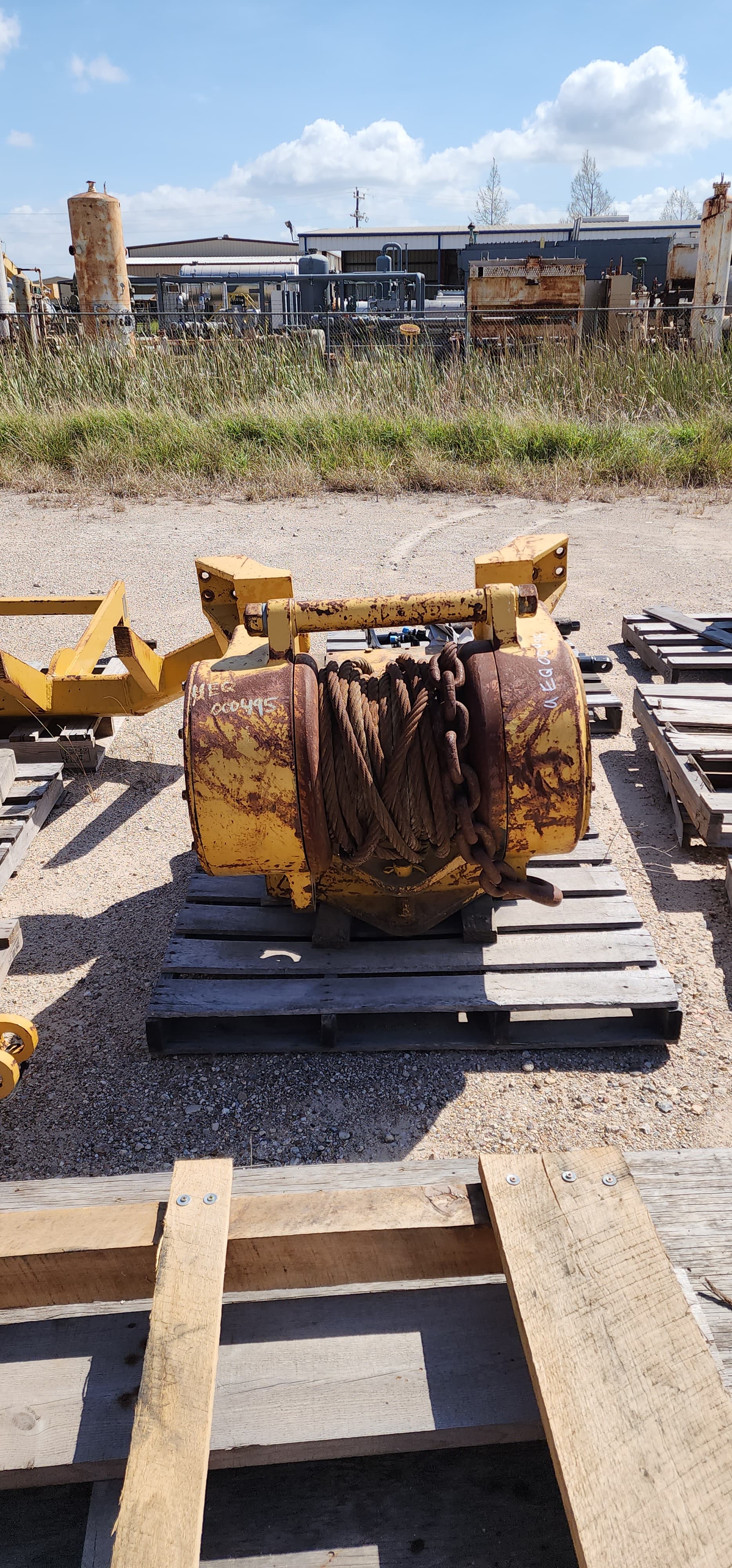 USED PACCAR PA55 WINCH MQ image 1