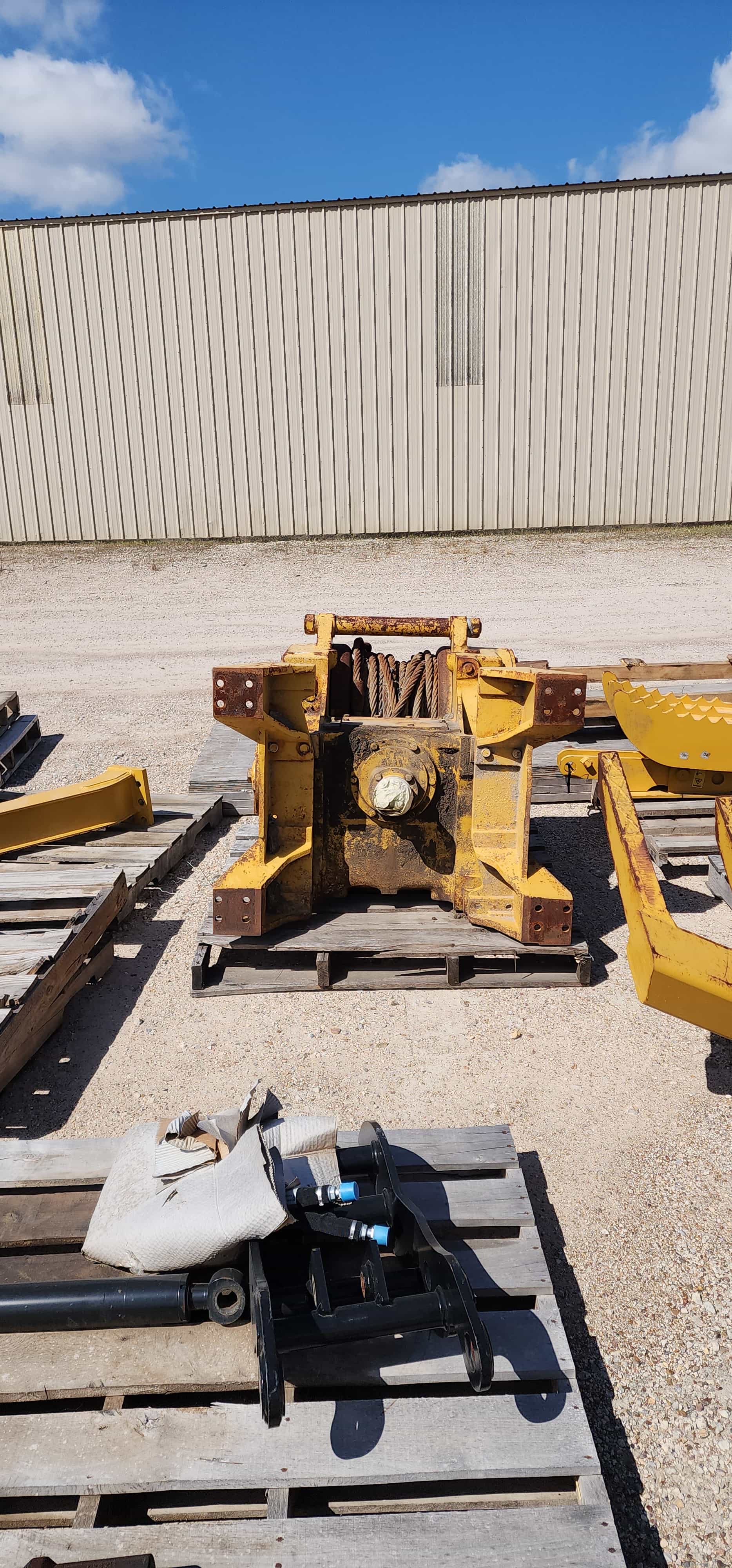 USED PACCAR PA55 WINCH MQ image 11