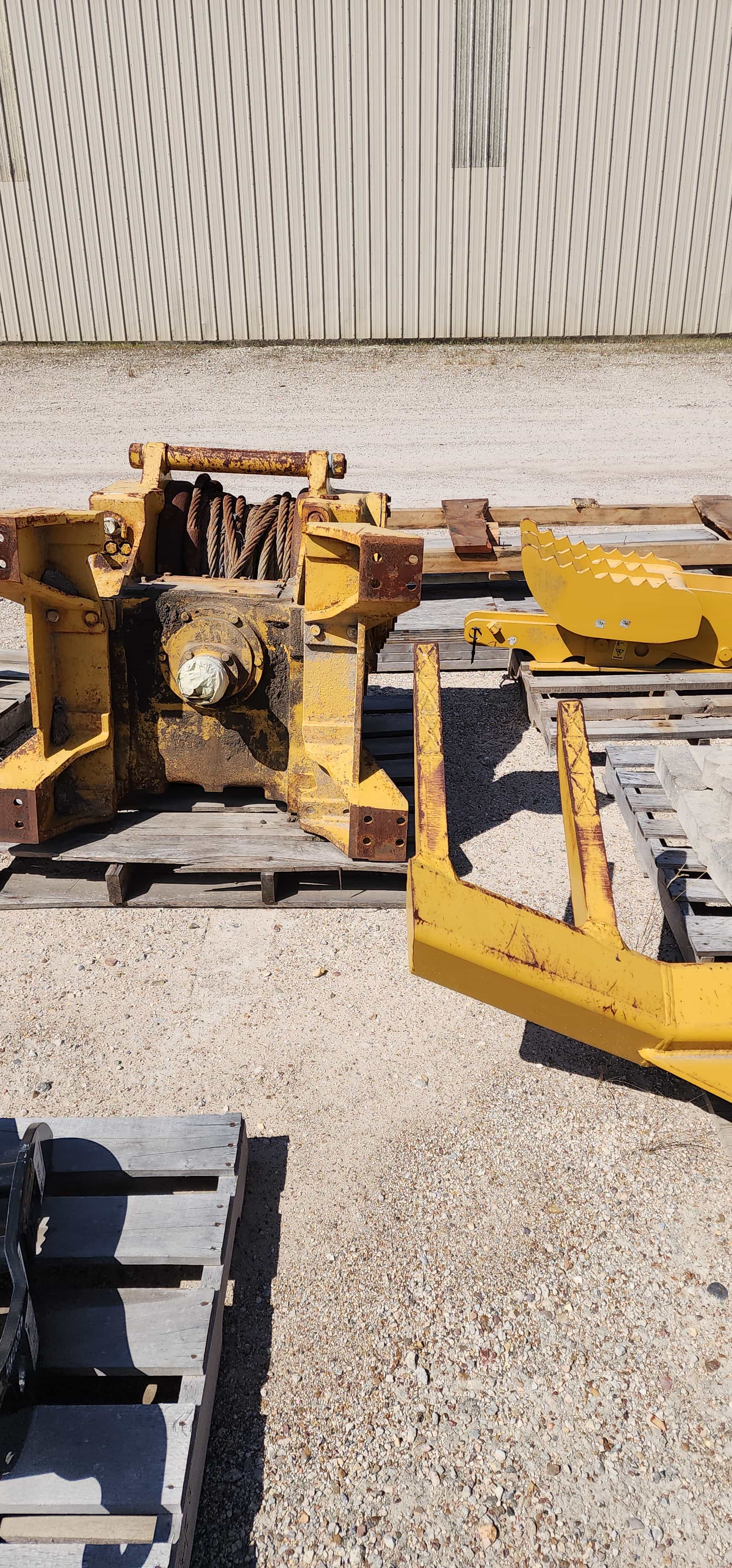 USED PACCAR PA55 WINCH MQ image 12